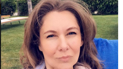 Romanita Iovan s-a pozat in costum de baie! Cum arata creatoarea de moda la 53 de ani