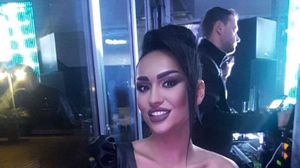 Cu el se iubeste Margherita? Tanarul misterios care ii da mereu tarcoale brunetei