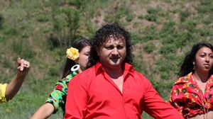 Cine e manelistul care ii face concurenta lui Nicolae Guta? "Am opt copii cu trei femei"