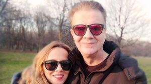 Vali Rotari si sotia lui, Aniela