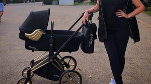 Adelina e topita toata dupa bebe Zenaida! "Are mama o fetita" - Fotografia cu care si-a induiosat fanii