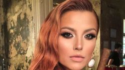 Uite ce cercei superbi poarta Elena Gheorghe in clipul piesei "Un gram de suflet". Bijuteriile de senzatie sunt create de Iulia Albu FOTO