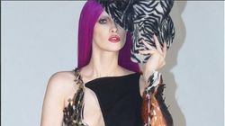 Iulia Albu a comentat un gest SOCANT facut de Andra la show-ul unde aceasta este jurat. Solista a apasat butonul fotoliului cu...fundul. "As putea sa-i sugerez..." FOTO!