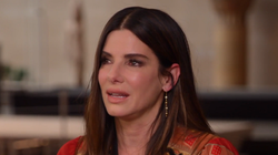 Sandra Bullock este in doliu! Tatal ei s-a stins din viata la varsta de 93 de ani