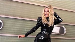 Dieta minune dezvăluită de Andreea Bănică. Vedeta a slăbit cu ajutorul ei după a doua naştere şi e uşor de ţinut