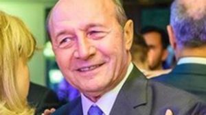 Traian Băsescu, dezvăluiri de senzaţie despre soţia lui. Vezi ce face cu aceasta în fiecare dimineaţă şi care este subiectul tabu despre care nu vorbesc niciodată. "Nu o să auziţi"
