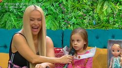 Adorabilă! Ce răspuns supertare a dat fetiţa Andei Adam când Teo a întrebat-o pe Evelin "Unde o pupă mami pe tati?" - Cântăreaţa a roşit instant