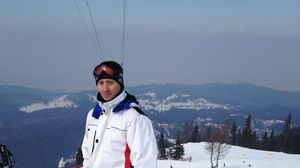 Europarlamentarul Sebastian Bodu va fi nevoit sa faca o pauza lunga de schi