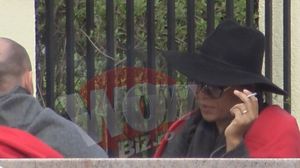 VIDEO EXCLUSIV! Nadine s-a adaptat noilor legi ale fumatului. Uite ...
