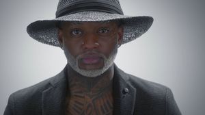 VIDEO | Willy William canta live pentru fanii din Romania, pe cea mai mare plaja din centrul statiunii Mamaia!