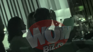 VIDEO EXCLUSIV! Oana Roman si Pepe si-au sarbatorit prietenia cu o sampanie fina, la un restaurant de fite! Au trecut cu brio peste problemele din trecut si sunt din nou "frati de suflet"! Raluca a fost si ea prezenta, fericita ca sotul ei s-a impacat cu