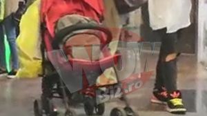 Video exclusiv | Imagini rare cu Dana Nalbaru, sotul si copiii la cumparaturi! Micuta Sofia care a fost retrasa de la scoala, dar face matematica utila chiar si la iesirile in oras Dana Nalbaru si Sofia