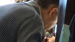 Mircea Geoana a scos-o pe "Mihaela, dragostea mea" la un pranz bio! Fostul ministru de externe si sotia devoreaza salate la mall