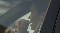 Ginuta savureaza in masina cafeluta! Gina Pistol si-a deszapezit singura automobilul VIDEO EXCLUSIV