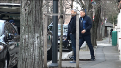 Imagini tari cu Mircea Lucescu! Cand a ajuns in fata casei din Capitala, tehnicianul s-a dat jos din masina si a tras aer in piept! I-a fost dor de casa VIDEO EXCLUSIV