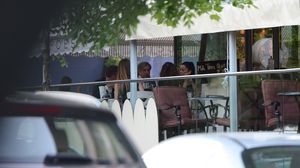 Dupa ce aproape ca a fost declarat "persona non grata in tenis", Nastase s-a reprofilat. Vezi cum a aparut la restaurant, bad-boy Ilie! | VIDEO EXCLUSIV