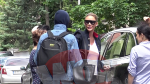 Ce bolid de lux si-a cumparat Bianca Dragusanu! A costat-o vreo 70.000 de euro si este… aspirator de cersetori! VIDEO EXCLUSIV