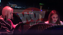 Trei doamne si… toate trei! Chivu, Trasca si Despa au iesit la cafenea! Doua dintre ele au butonat telefoanele VIDEO EXCLUSIV