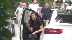 Carmen Minune si-a tras un bolid de 100.000 de euro! Cum arata bijuteria pe 4 roti si cine a fost prima persoana care s-a bucurat de plimbare