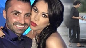 Sexy-nevasta lui Pepe cara sacose cu mancare! Raluca si-a lasat bolidul pe trecerea de pietoni VIDEO EXCLUSIV