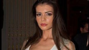 DEZVALUIRI EXCLUSIVE Monica Gabor a scos “de la pieptul ei” 17.000 de euro! Atat au costat silicoanele la care fosta doamna Columbeanu a renuntat de dragul lui Mr. Pink Asa arata bustul Monicai dupa a doua operatie la sani