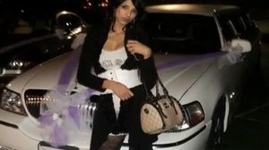 Sanii Alinei sunt mult mai mari acum decat atunci cand si-a vandut virginitatea pe internet