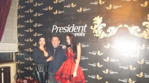 Costin, Cristina Roman (dreapta), Mona (stanga)