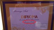 Mesajul de pe diploma este identic cu tatuajul lui Tavi Clonda