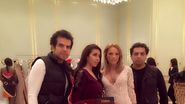 Elena alaturi de organizatorii evenimentului, fratii Khaled si Basel Fetrawi, si de creatoarea de moda Manal Ajaj