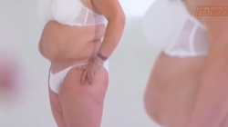 VIDEO A slabit un numar impresionant de kilograme si s-a operat pentru a-si inlatura pielea in exces! Acum arata ca un monstru!