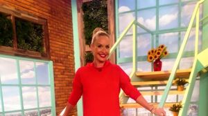 Vica Blochina nu mananca sarmale si fripturi de Sarbatori! Blonda pleaca in Turcia la detoxifiere! Vezi cati bani o va costa novalue