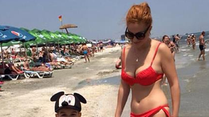FOTO! Incredibil cat de bine arata sotia lui Cristi Brancu in costum de baie! A slabit si are un trup de diva, fara pic de celulita! novalue