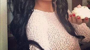 Are cele mai mici silicoane din showbiz, dar nu se lasa pana nu le arata! Daniela Crudu, cu sanul pe afara la TV