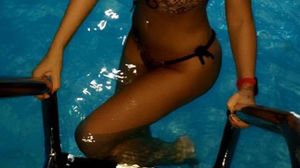 Imagini fabuloase! Simona Trasca s-a dus sa se relaxeze dupa ce a mancat bataie in club! Blonda s-a rasfatat la un spa!