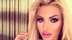 Ce a putut sa-i bage un barbat Loredanei Chivu in sutien! FOTO