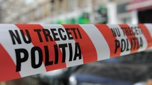 O femeie a fost injunghiata in apropierea unei gradinite din Bucuresti. Victima a murit pe masa de operatie