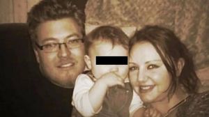 Se afla in pat cu mama sa. Dimineata, femeia a avut un soc cand a vazut ce se intamplase. "Cum a fost posibil asa ceva? Credeam ca e doar un lucru banal"