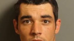 Un tanar a batut-o cu picioarele in burta pe iubita lui insarcinata pana a omorat copilul: "Nu voiam sa o ranesc pe ea, doar pe copil"