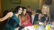 Oana Ioniţă (dreapta), la o petrecere cu şefa TelDrum (foto: RiseProject)