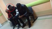 Cel din mijloc este fratele lui Patrick Ekeng!
