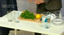 Băutura-minune cu pătrunjel şi zeamă de lămâie care îţi detoxifiază ficatul! Specialistul in detox Cesur Durak îţi arată cum se prepară