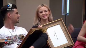 Larisa de la ”Puterea Dragostei”, muză de 10.000 de euro! Blondina valorează enorm