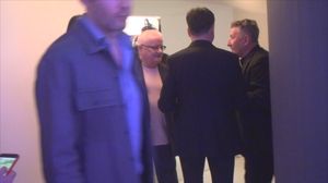 Ce se întâmplă cu Irinel Columbeanu şi iubita lui? Uite cum s-au comportat la un eveniment monden! Gurile rele spun că acest cuplu e pe "ducă"! VIDEO EXCLUSIV!