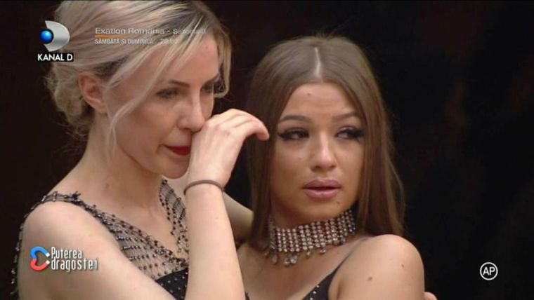 Imagini pentru larisa plangand