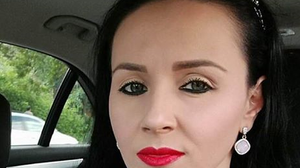 Ce a scris Magda Ciumac pe coroana de flori a mamei sale. Astăzi a înmormântat-o