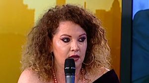 Coșmar pentru Oana Lis: atacată de o haită de câini
