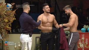 Băieții s-au dezbrăcat la Puterea Dragostei! Imagini incredibile din gală! Și-au arătat mușchii