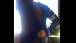 S-au cunoscut în tren și au făcut amor chiar acolo! Controlorul i-a prins în fapt și totul a fost filmat de camerele de supraveghere