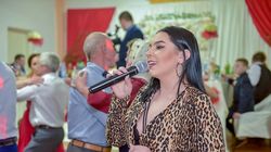 Povestea dramatică a unei îndrăgite cântărețe! A fost la un pas să renunțe la muzică din lipsa banilor: “Eu nu am avut posibilități“. Ce sacrificii a făcut pentru a-și îndeplini visul