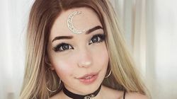 Incredibil! O puștoaică de 19 ani și-a vândut apa în care a făcut baie! Cât a putut să ceară pe o sticluță